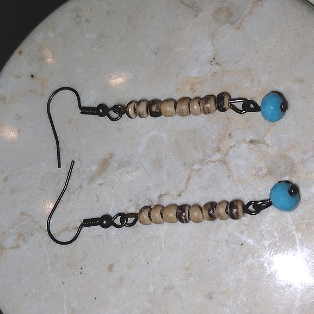 Boho beaded earrtn - Picture 4 of 4